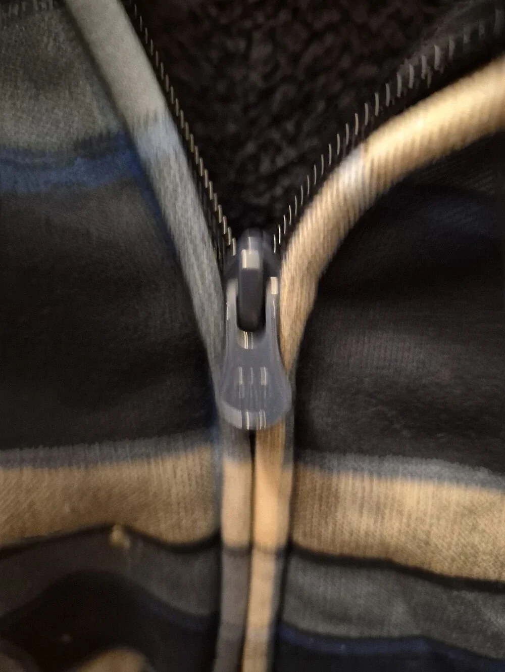 3T Baby Gap Cozy Plaid Sherpa-Lined Zip Hoodie - Navy & Cream